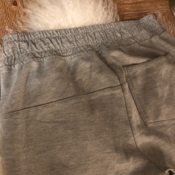 In fair Cond. men’s Topman sweatpant in SZ Small!! - Picture 8 of 9